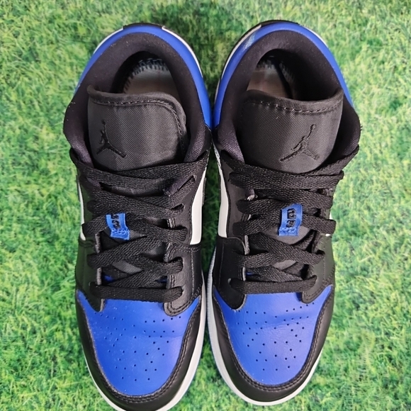 Nike Air Jordan 1 Low GS OG Royal Toe 553560-140 Size 5.5 (7 Wmn) CLEAN!!! Mens - Picture 10 of 16